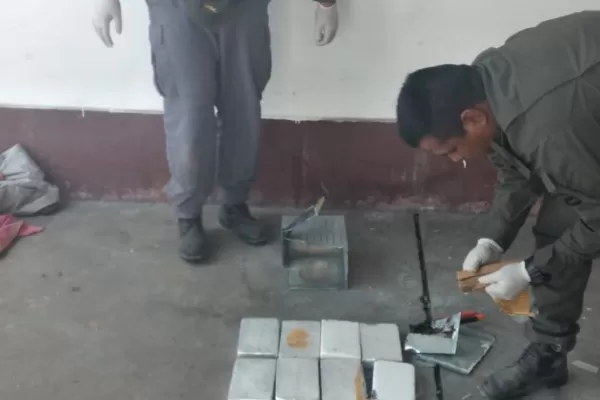 Intentaba ingresar al país con más de ocho kilos de cocaína