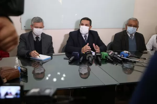 Neumonía bilateral: cuáles son los síntomas y qué dijo el Gobierno sobre el brote detectado en Tucumán