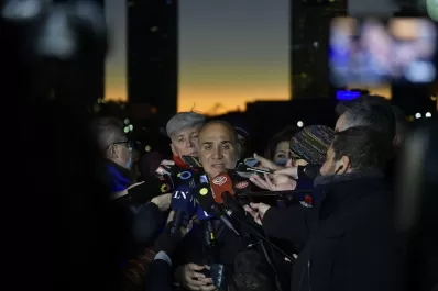 Manzur: este grave atentado a Cristina nos obliga a reflexionar a todos los dirigentes políticos