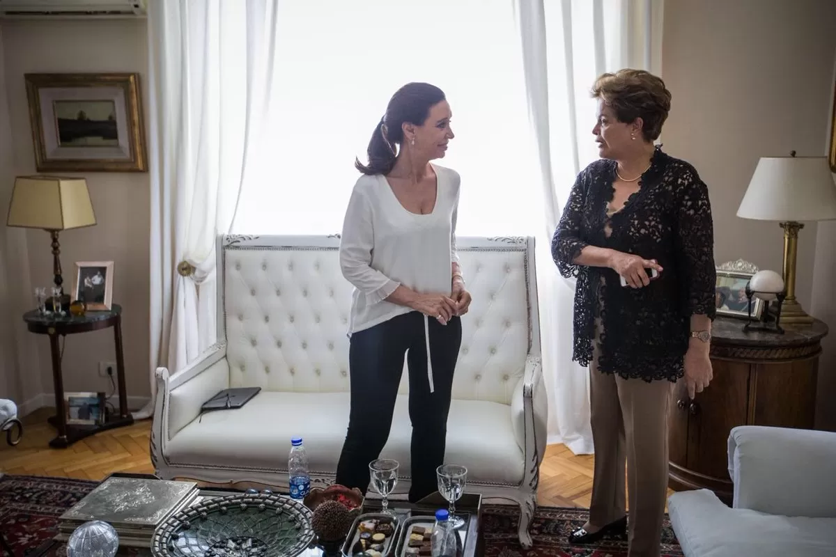 Dilma Rousseff condenó el atentado contra Cristina Fernández