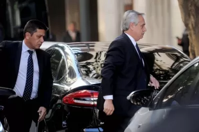 Intento de magnicidio: Alberto Fernández fue al domicilio de Cristina Kirchner