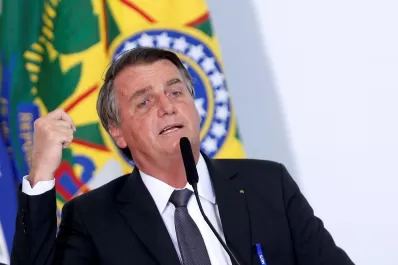 Bolsonaro, sobre el atentado contra Cristina: Me alegro que el agresor no supiese manejar un arma”