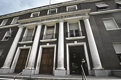 Un vecino de Cebil Redondo abusó de su propia hija y lo condenaron a 12 años de cárcel