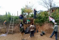 Los arqueólogos y la comunidad trabajaron codo a codo