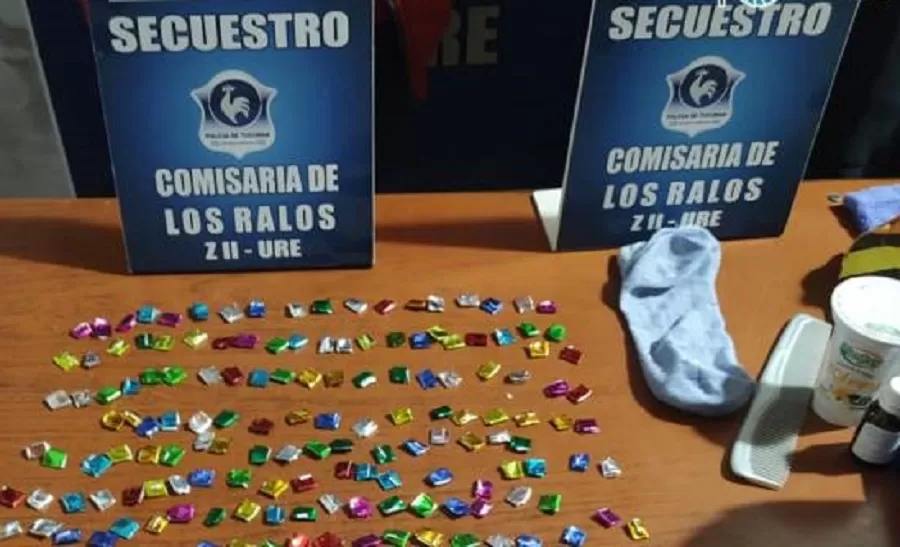 Detuvieron a una dealer cuando intentaba vender droga a unos jóvenes