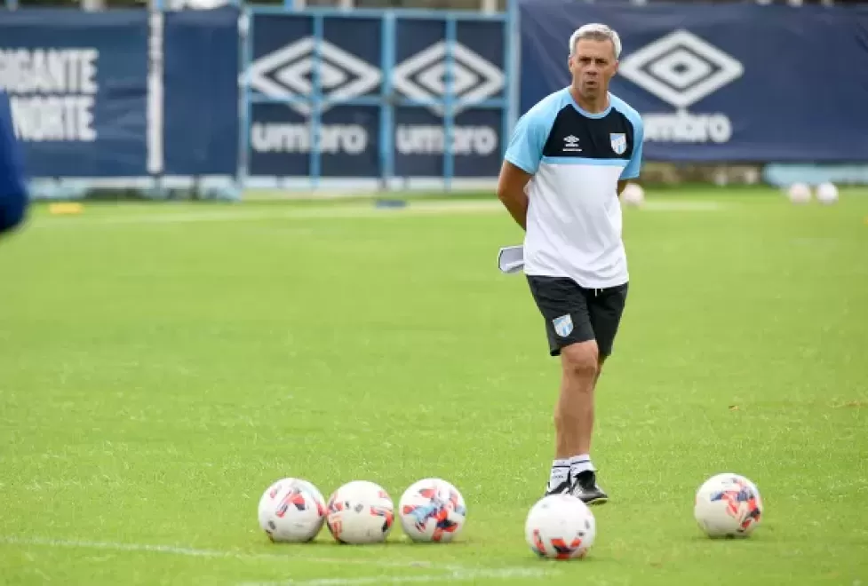 Atlético Tucumán: Pusineri ya tendría el equipo que enfrentará mañana a Banfield