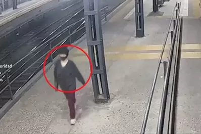 Video: así capturó la Policía a la novia de Sabag Montiel en una estación de trenes