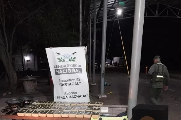 Preventiva para el policía que llevaba droga