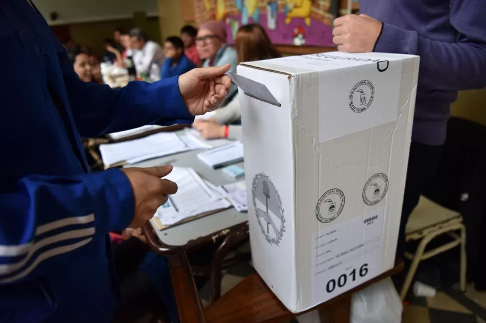 AÚN SIN FECHA. Los plazos electorales de la Carta Magna ya no rigen.  