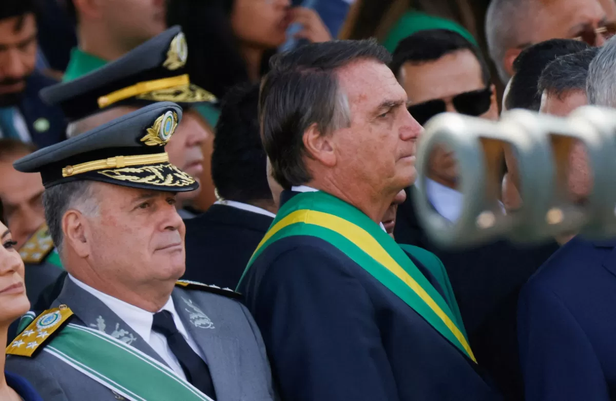 JAIR BOLSONARO. Decretó tres días de luto en Brasil por la muerte de Isabel II.