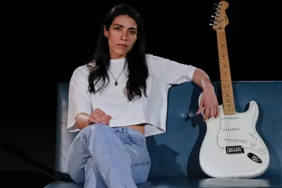 El pop de Paulina Carrizo en la Sociedad Francesa