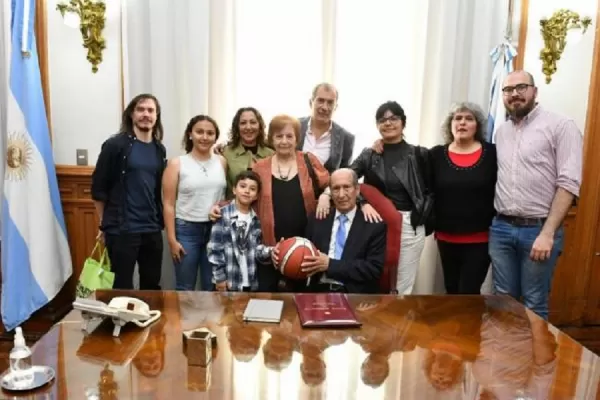 El deportista Roberto del Corro fue reconocido por su trayectoria