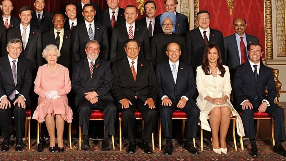 Crisitna Kirchner en el palacio de Buckingham 