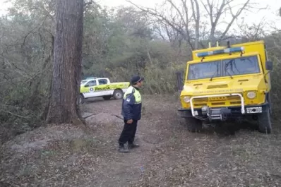 Continúan los trabajos para sofocar un incendio en una zona inaccesible de Sauce Yacu
