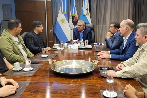 La Municipalidad de San Miguel de Tucumán otorgará becas a 400 jóvenes para que aprendan a ser programadores