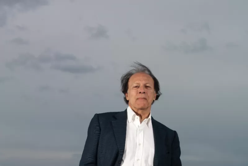 JAVIER MARÍAS