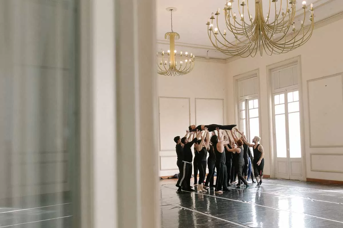 El Ballet Contemporáneo estrena Bajo tu sombra