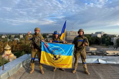 Ucrania sigue a la ofensiva tras tomar un bastión ruso