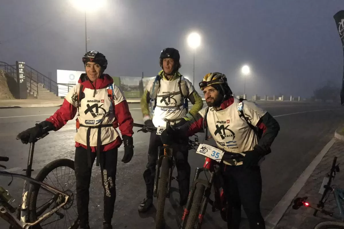 DE MENOS A MAS. Cuando uno lee que Sica (primero a la derecha) ha corrido más de 10 carreras de aventura, lo primero que piensa es que se trata de un atleta. Pero es una persona común que ha aprendido que siempre se puede ir hacia adelante. LA GACETA