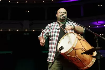 Poly Argañaraz presenta su segundo disco “A flor de piel”