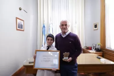 Va a 5° grado, creó un juego pedagógico y ganó un premio