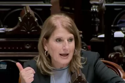 Informe de gestión: para JxC, Manzur esquivó temas serios