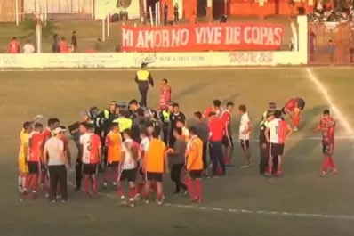 Alejandro Casar González: La violencia en el fútbol es un gran negocio”