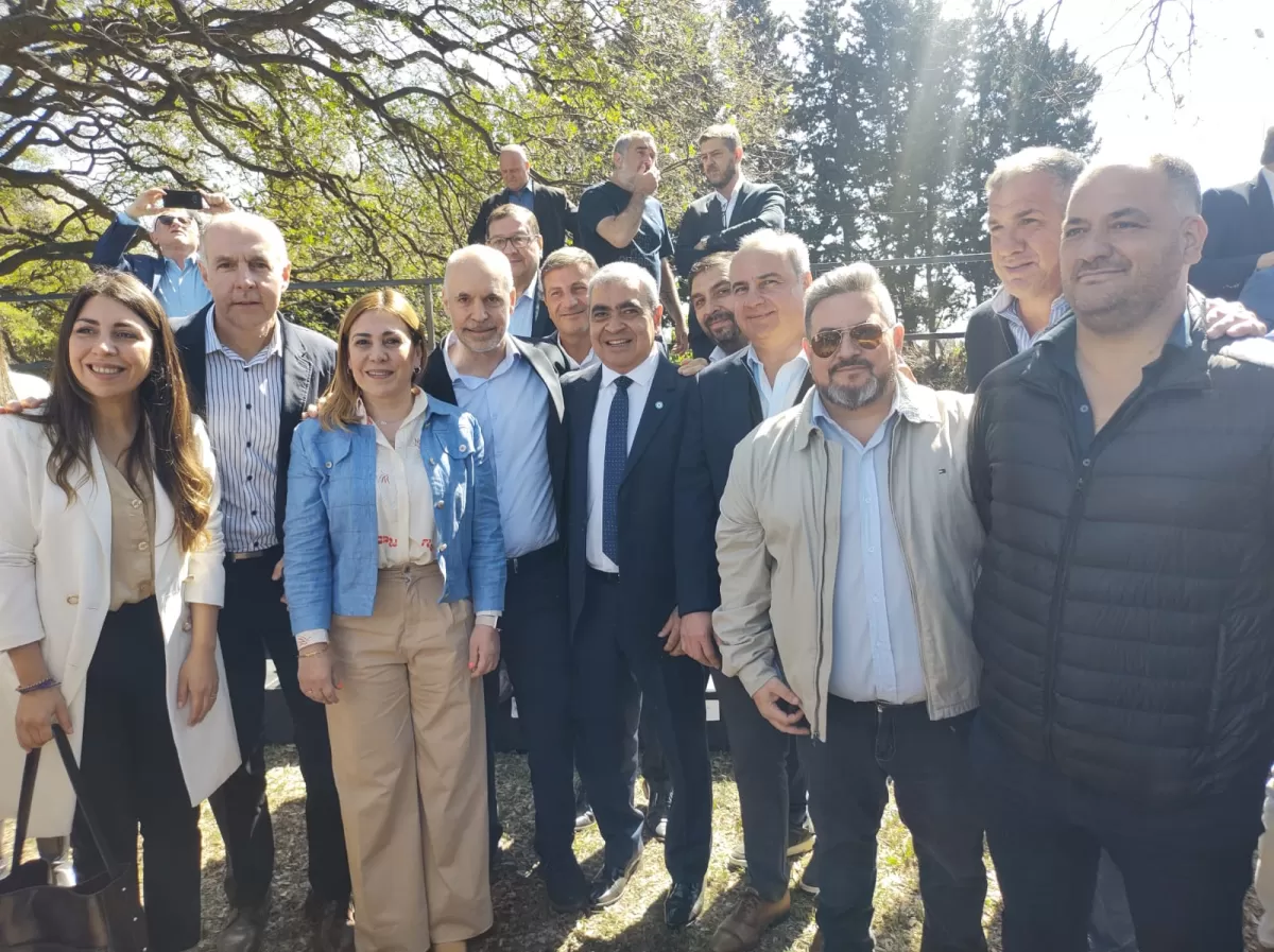 FELICES. Dirigentes de JxC con Rodríguez Larreta, en CABA. 