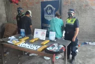 Detienen a dos personas por narcomenudeo en el barrio El Salvador
