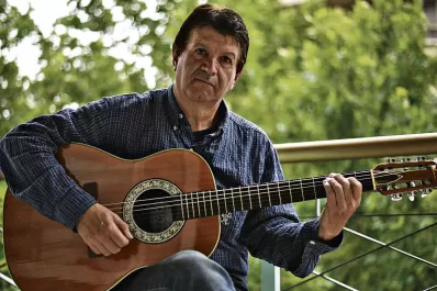 Tangos y rock en el atardecer de las jungas