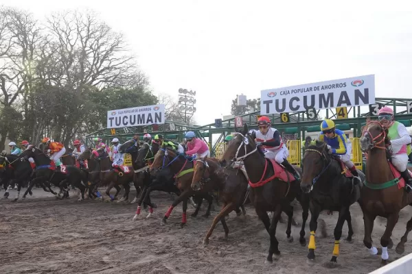 Turf: ¡Gateras llenas para El “Batalla”!