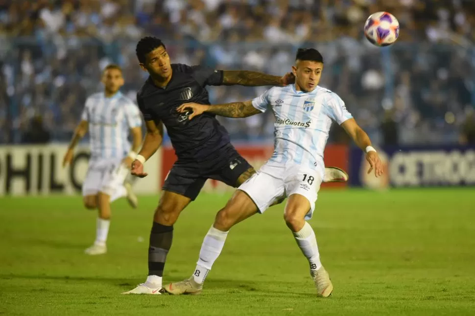 APUESTA. Ramiro Ruiz Rodríguez es el jugador más desequilibrante de Atlético Tucumán en los últimos metros de la cancha.