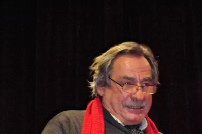 Juan Carlos Malcún: “El teatro me habla de la metafísica, me muestra quién soy yo”