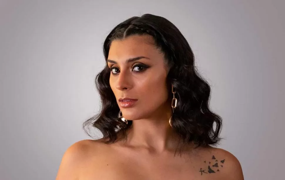 ZAMBAS. Actúa Guadalupe Aguilar. 