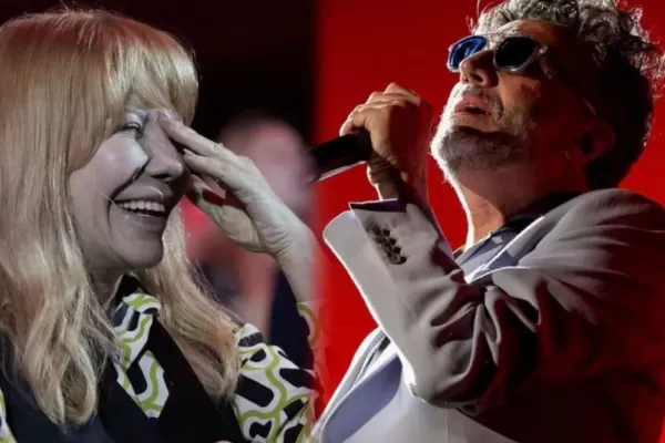 Video: Fito Páez le cantó en vivo a Cecilia Roth Un vestido y un amor