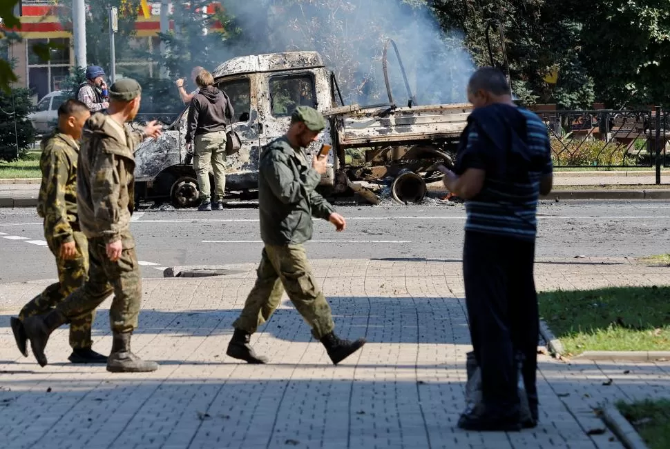 BOMBAS. Así quedó una ciudad de Donetsk. 