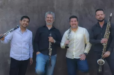 Jazz y folclore en el patio de la Facultad de Derecho