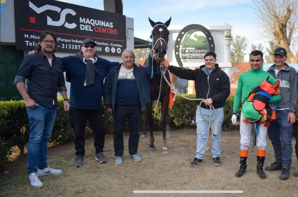 ÚLTIMO FESTEJO. El santafesino Eritrean, que será conducido por el tucumano Sergio Barrionuevo, viene de ganar en tiempo récord en el hipódromo de San Francisco. 