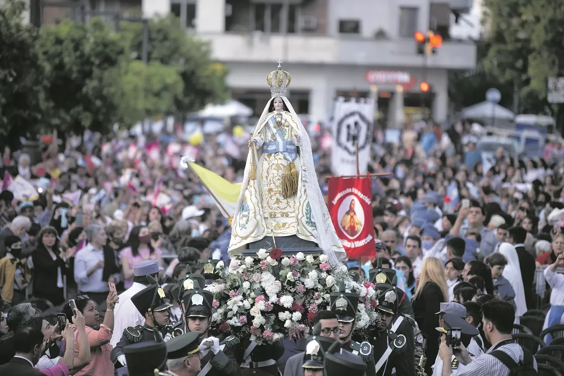 FOTOS DE INÉS QUINTEROS ORIO