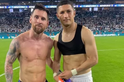 El hondureño que marcó a Messi dijo que le preguntó: “¿me vas a seguir todo el tiempo?”