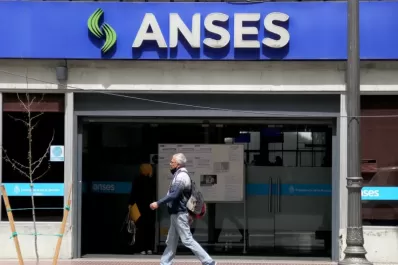 Anses y el calendario para jubilados, pensionados, beneficiarios de AUH y otras prestaciones: quiénes cobran mañana