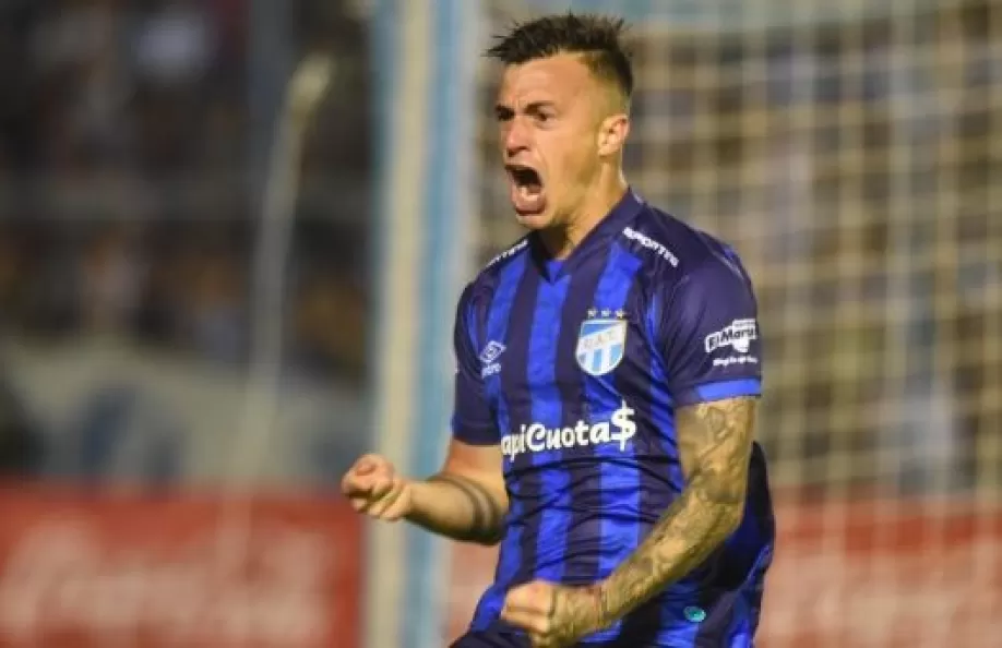 Atlético Tucumán: el inédito premio a Augusto Lotti, tras sus dos goles a Estudiantes