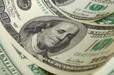 “Dólar Qatar”: el nuevo tipo de cambio para viajes y compras al exterior se elevará a $ 300