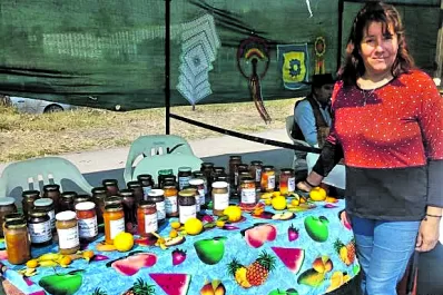 Más de 40 familias mostraron sus productos en una feria en Aguilares