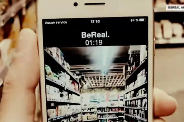 Furor por la nueva App: ¿qué pasa si no subís una foto cuando te notifica BeReal?