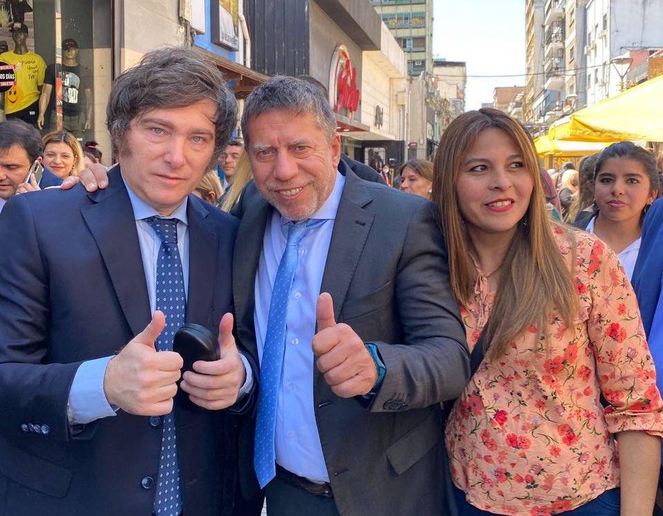 EN TUCUMÁN. Javier Milei llegó para encabezar un acto junto al líder de FR, Ricardo Bussi. Foto Prensa Fuerza Republicana