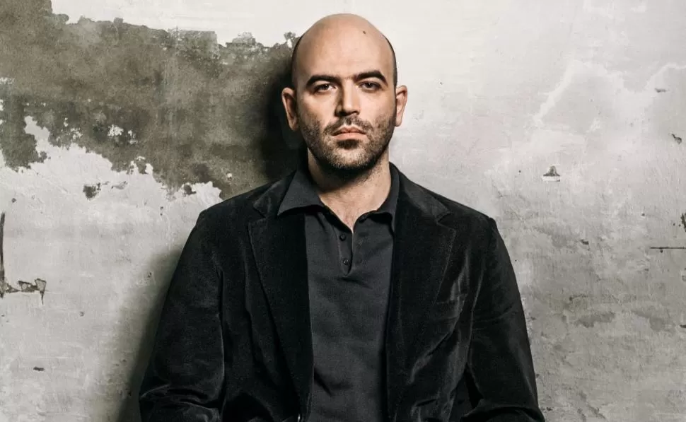 ENTRAÑAS DE LA CAMORRA. Saviano pinta el mundo de personajes que quieren el poder y no temen a la muerte anagrama