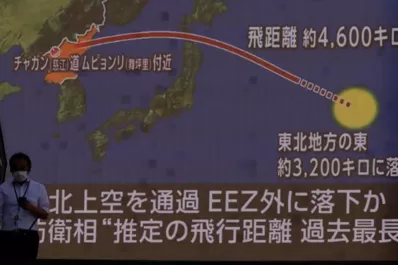 Corea del Norte lanzó otro misil y Japón le pidió a la población que busque refugio