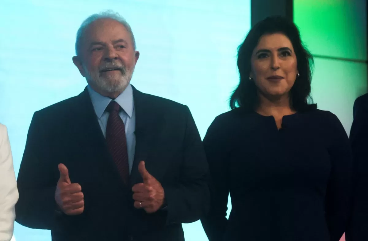 LO APOYARÁ EN EL BALOTAJE. Simone Tebet, junto a Lula da Silva.