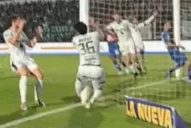 El durísimo golpe que se dio Javier Toledo tras marcar para Sarmiento